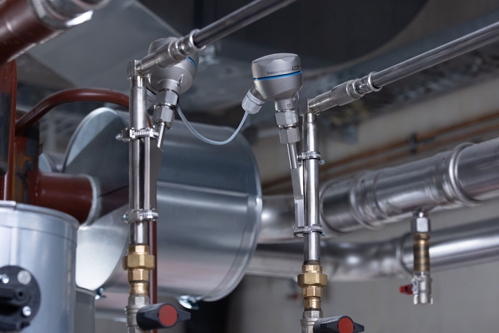 Non-invasive temperature measurement