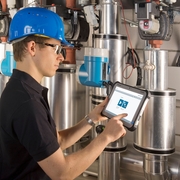 DeviceCare - connect and configure Endress+Hauser field devices