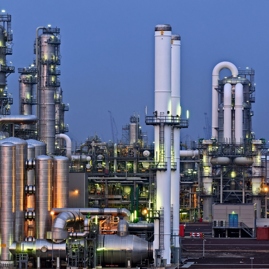 Oil & Gas refinery by night